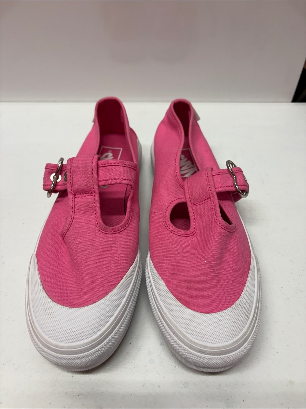 Vans Style 93 Heart Buckle Mary Jane Shoes Pink White Women's Size 9